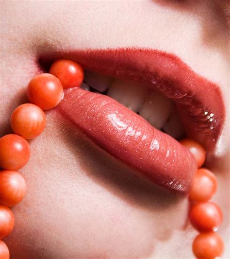 coral lipstick for medium skin.